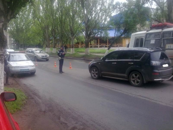 В Славянске автомобиль сбил 9-летнюю школьницу (фото)