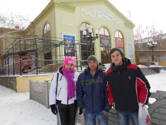 Правоохранители Краматорска вместе с подучетными подростками сходили в кинотеатр (фото)