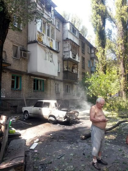Обстановка в Донецке обострилась, повреждены дома в Киевском районе 