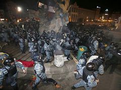 Москаль огласил имена организаторов избиения на Евромайдане 