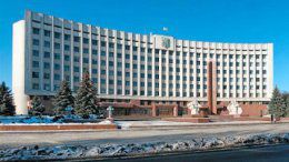 Протестующие в регионах захватывают админздания