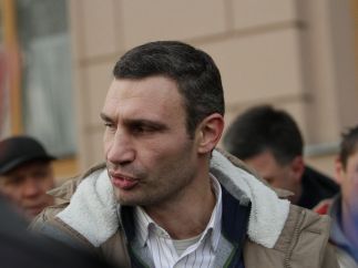 Кличко через суд окончательно запретили участвовать в президентских выборах