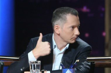 АП уйдет от политики