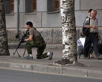 Записки из Донецка: походный чемодан, детей и птичку в клетке собрали быстро