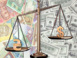 На межбанке гривна рухнула до 10,65 за доллар