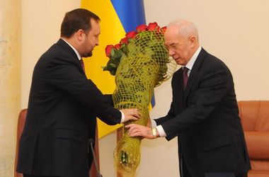 На кресло премьера претендуют три кандидата 