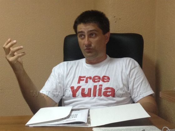 В Славянске из реки вытащили тело мужчины, похожего на похищенного депутата