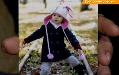 В Днепропетровске отец реанимировал 3-летнюю дочь после того, как медики констатировали смерть