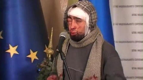 Львовянин: &quot;Меня заставили раздеться догола и говорить на камеру, что я люблю &quot;Беркут&quot; (видео)