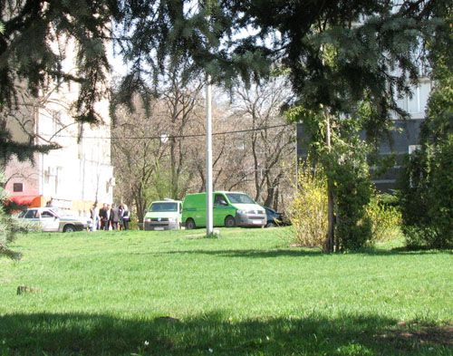 Центральное отделение ПриватБанка в Краматорске потеряло 2 бронеавтомобиля?