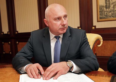У Могилева заретушировали на фото часы руководства местных силовиков