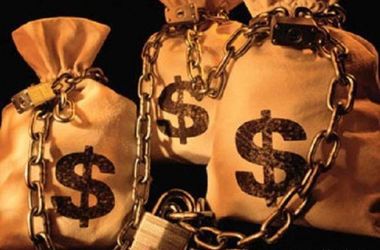 Власть отчиталась, как девальвация повлияла на госдолг Украины