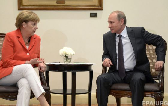 Danke Frau Ribbentrop. В Facebook из-за Украины атаковали страницу Меркель
