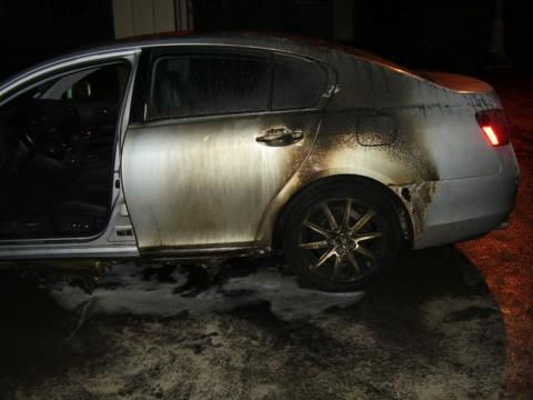 На площади Ленина загорелся новый Lexus
