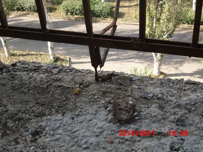 Краматорчанка три года ждет ремонта балкона  