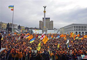   Сегодня в Украине отмечают годовщину Оранжевой революции