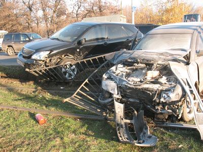 В Краматорске столкнулись Lexus и Skoda  