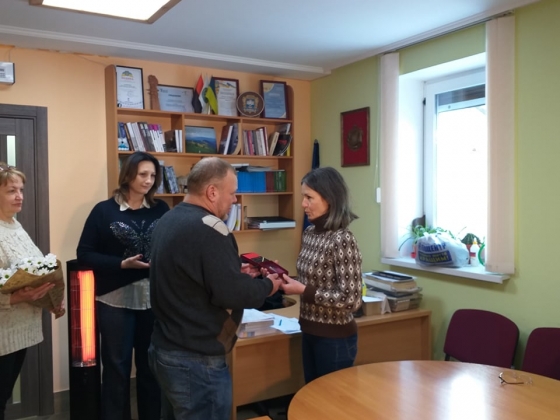 В Краматорске вручили награду вдове погибшего героя