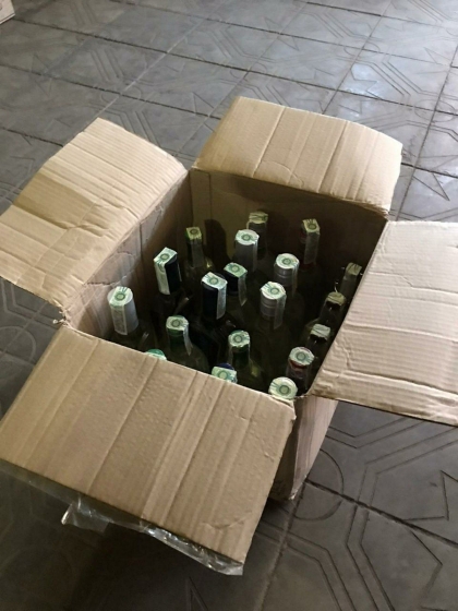 В краматорском кафе нашли ящик водки с акцизными марками, содержащими признаки фальсификации 