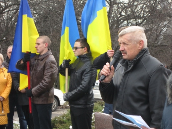 Краматорск траурный митинг в память о жертвах голодоморов