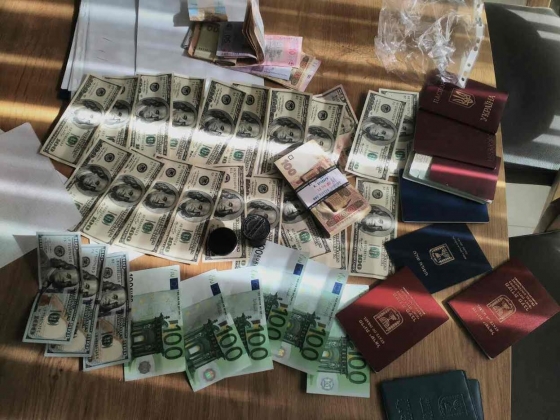 Донецких таможенников подозревают в содействии финансированию террористов «ДНР»