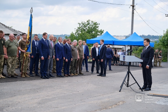 Зеленский приехал в Авдеевку на годовщину освобождения города от оккупантов РФ 