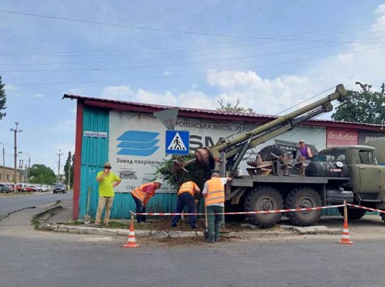 В Краматорске начали устанавливать светофор на опасном перекрестке