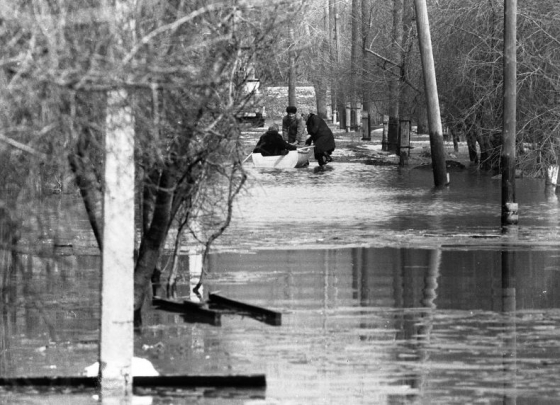 Історичний фоторепортаж: як у 1985 році у Краматорську прорвало дамбу і затопило Старе місто