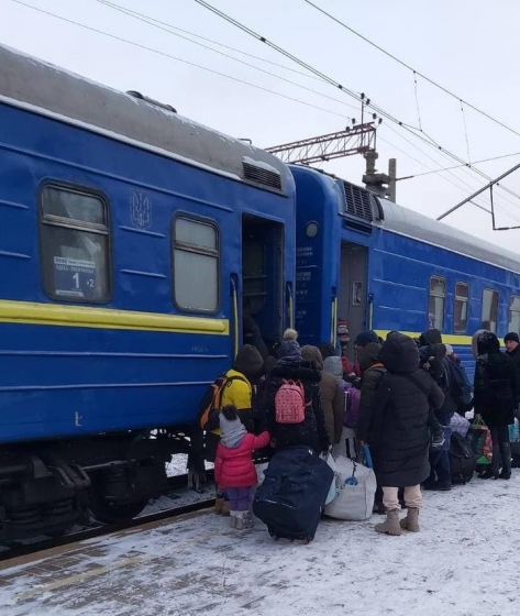  Залізнична станція “Краматорськ” стала великим евакуаційним хабом