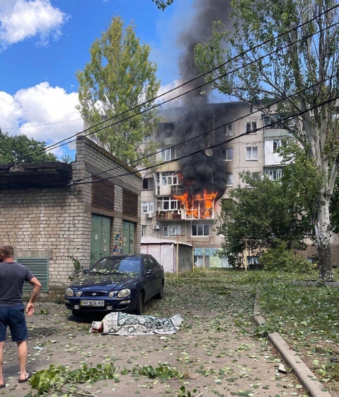 Русские оккупанты ударили по центру Краматорска, есть жертвы