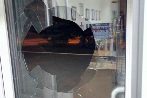 Краматорчанину сообщили о подозрении в нападении на офис телеканала «ДоТеБе