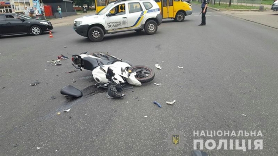 Смертельное ДТП с мотоциклистом в Краматорске попало на видеорегистратор(видео)