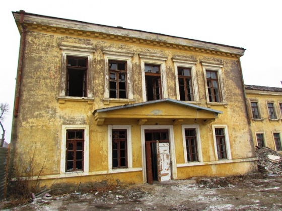 В Краматорске старую школу на Беленьком начали перестраивать под общежитие для переселенцев