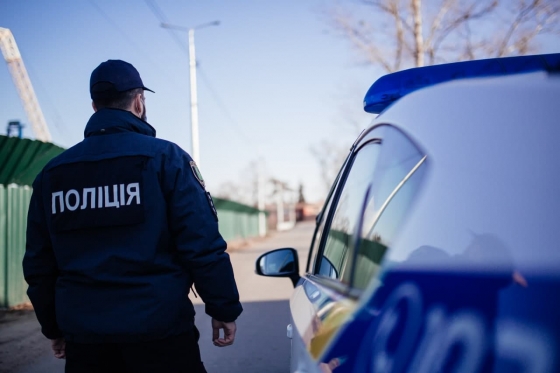 «Специализировались» на вымогательстве денег – полиция Донбасса разоблачила преступную группировку