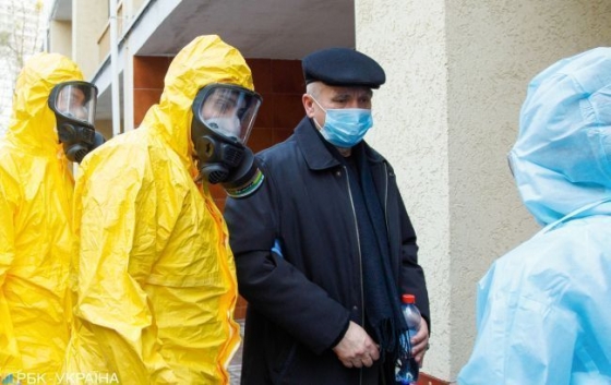 Из-за коронавируса кабмин решил ввести карантин в Украине на три недели