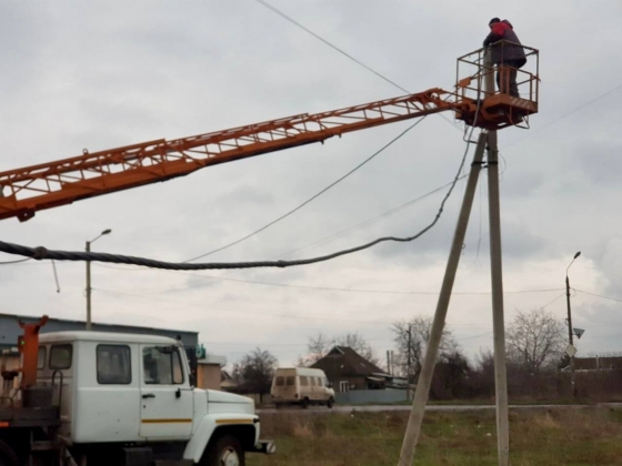 КП «Міськсвітло» міста Краматорська продовжує усувати наслідки снігопаду