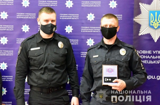 Участковый из Краматорска получил благодарность от руководства полиции области за помощь в ликвидации пожара