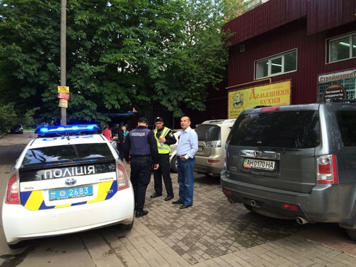 Патрульная полиция оштрафовала бывшего мэра Краматорска Геннадия Костюкова (добалены фото)