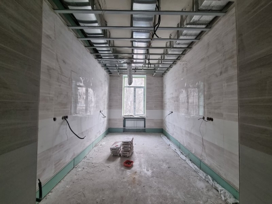 В Краматорске продолжается реконструкция травматологического корпуса Горбольницы №3
