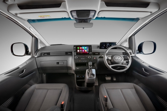 У эффектного минивэна Hyundai Staria появилась коммерческая версия