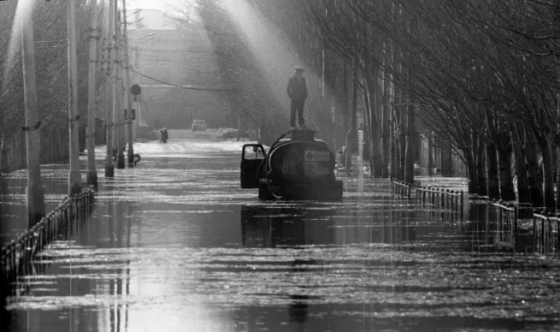 Історичний фоторепортаж: як у 1985 році у Краматорську прорвало дамбу і затопило Старе місто