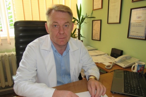 Ценный подарок врачу от президента Украины (фото)