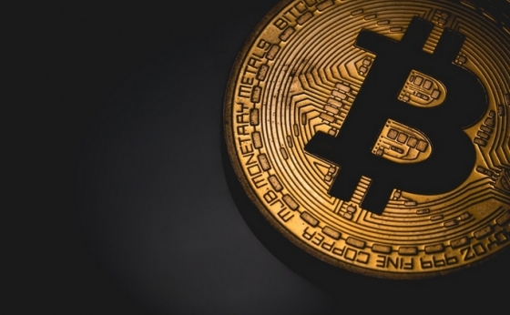 Стоимость Bitcoin превысила 18 тысяч долларов