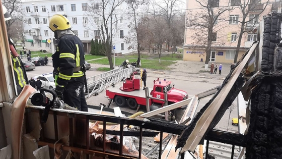 У Краматорську на пожежі врятували чоловіка