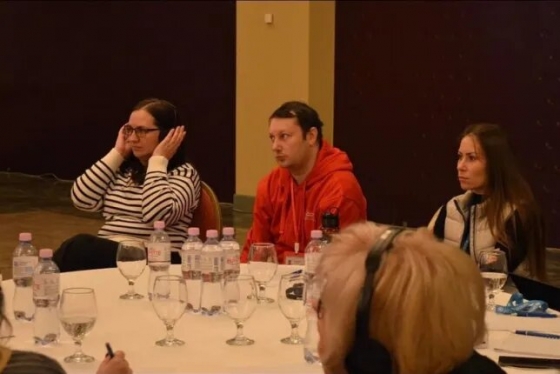 “Керівництво ДонОДА сидить поряд з Енріке Менендесом”. Люди обурені присутністю колаборанта російських окупантів на заходах влади
