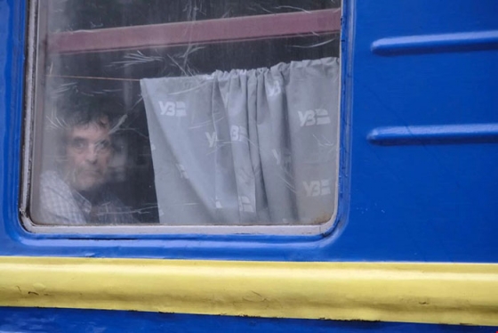 Евакуація з Донеччини: яка грошова допомога передбачена