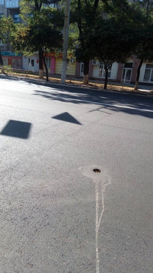 улица В. Стуса возле 3-й городской поликлиники