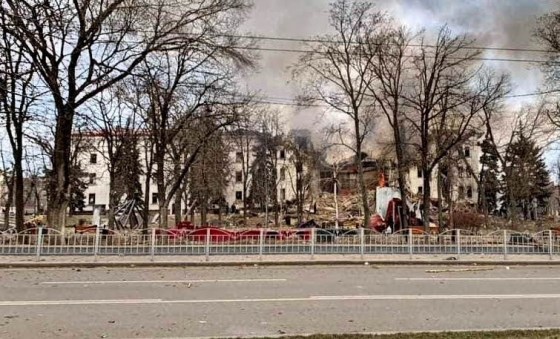ОБСЕ: Роддом и театр в Мариуполе разбомбила россия 