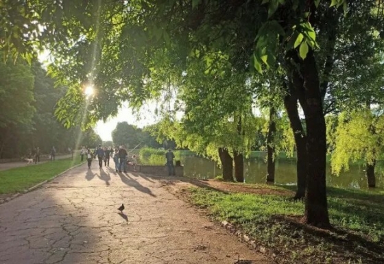 Мешканців Краматорська кличуть прибрати парк &quot;Ювілейний&quot; і отримати за це смачну юшку і нагороди