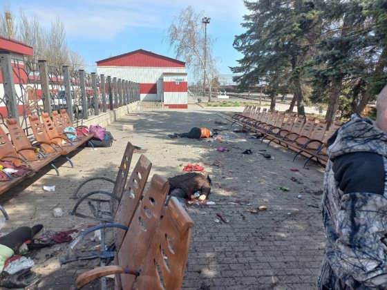 На залізничний вокзал Краматорська прилетіло 2 ракети